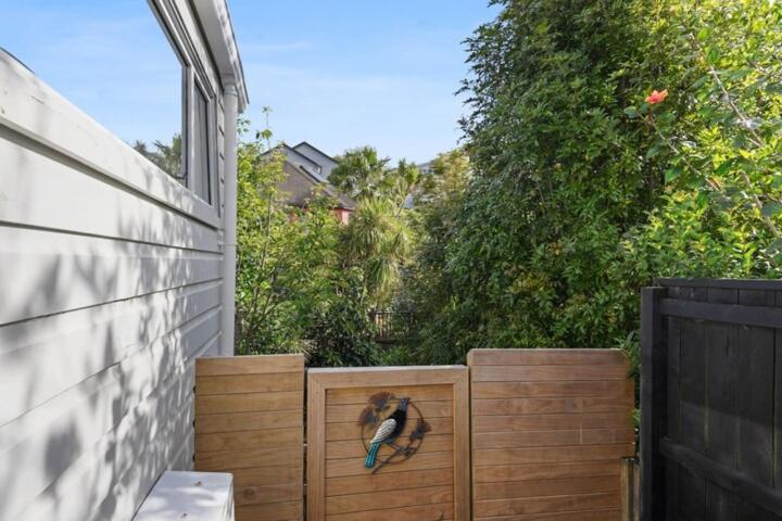 Cosy 2 Bedrooms At Mission Bay Ferienhaus